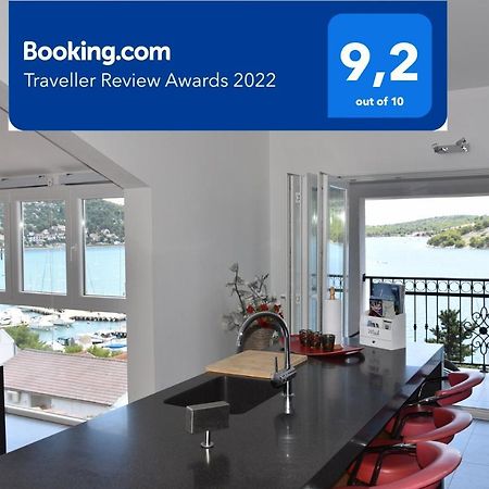 Villa Pina Appartment Chantos Tisno Εξωτερικό φωτογραφία