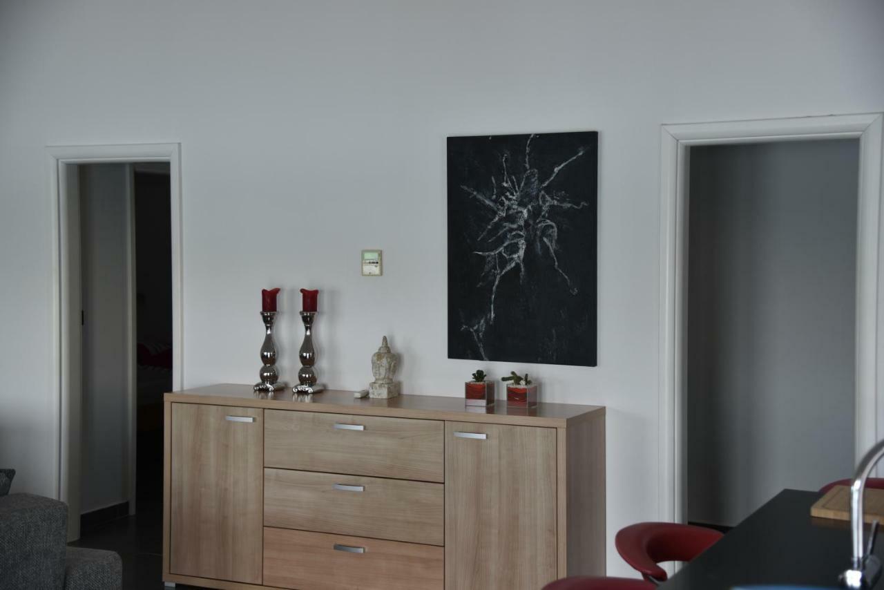 Villa Pina Appartment Chantos Tisno Εξωτερικό φωτογραφία