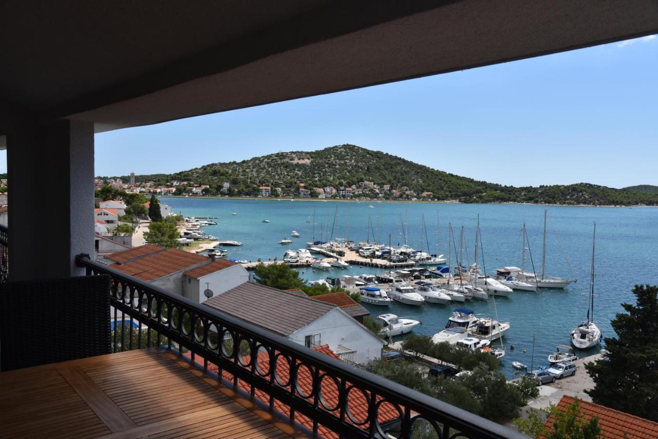 Villa Pina Appartment Chantos Tisno Εξωτερικό φωτογραφία